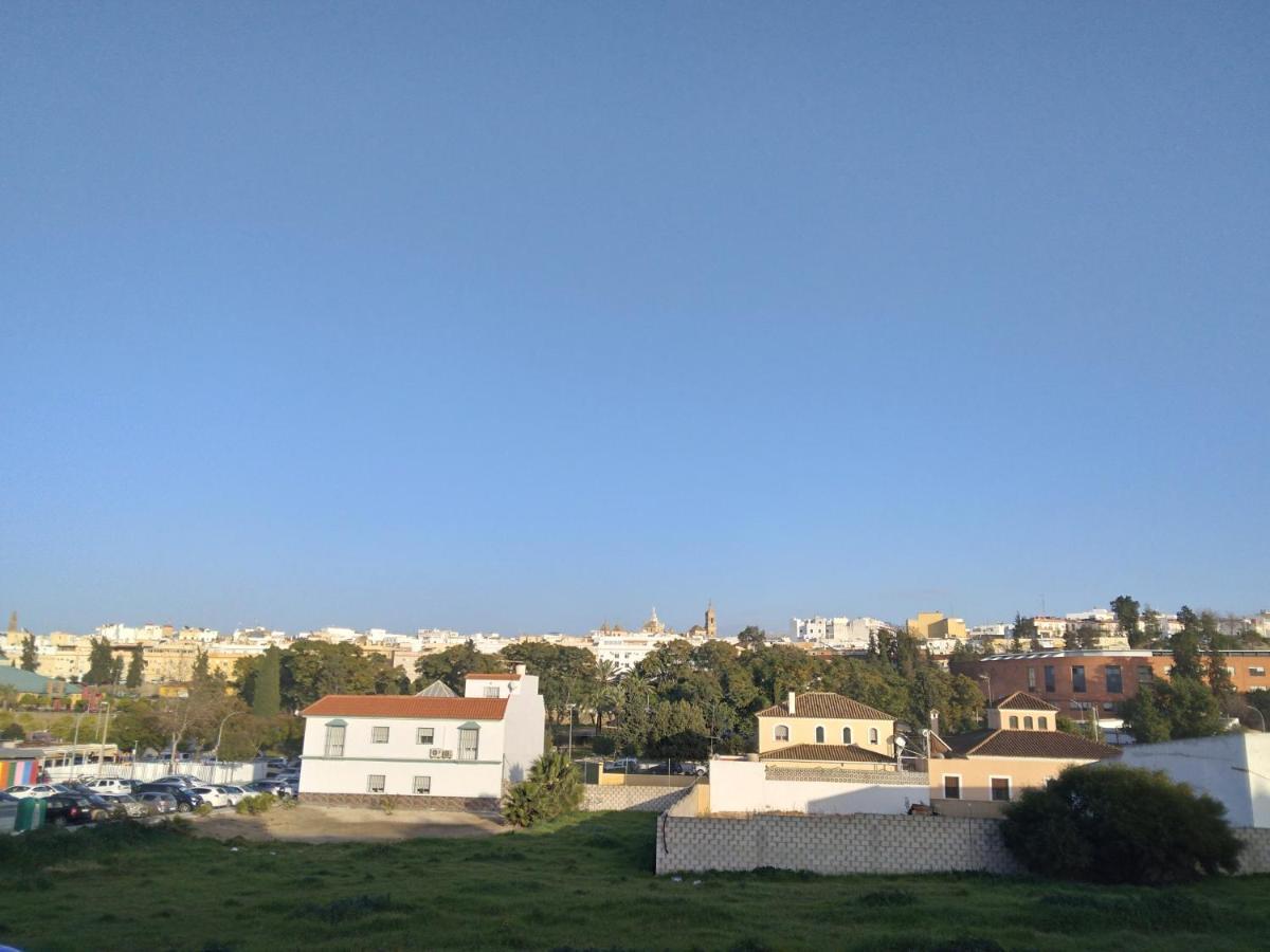 Piso Amplio Y Tranquilo En Marchena Apartment Bagian luar foto